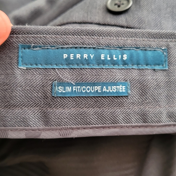 Perry Ellis Men's Flat Front Slim Fit Pant - Picture 2 of 4